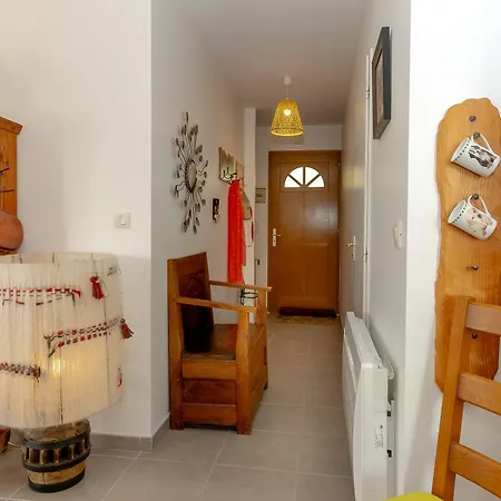Holiday home Maison De Tamo - 6 Personnes *